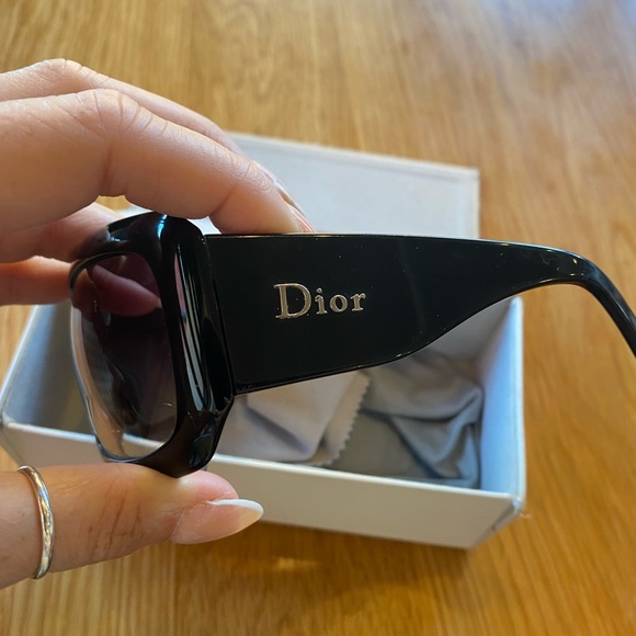 DIOR authentic 90s sunglasses - Picture 1 of 7